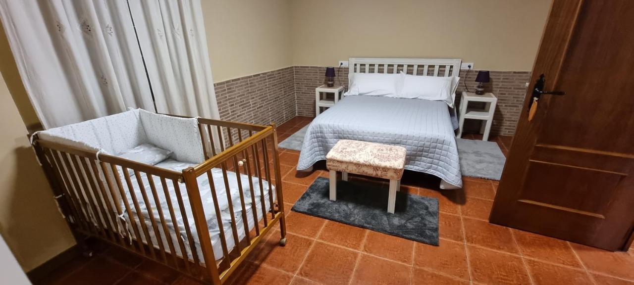 Apartamento Turistico "El Rincon De La Pernila" Guadalupe  Eksteriør bilde